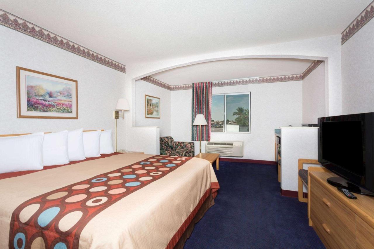 Days Inn By Wyndham Phoenix West Luaran gambar